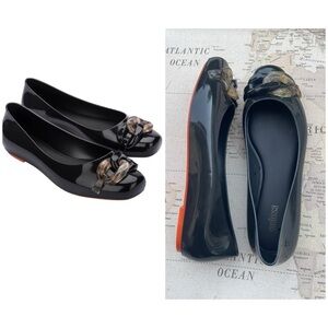 Melissa Aura Chain Black Ballet Flats Size 6